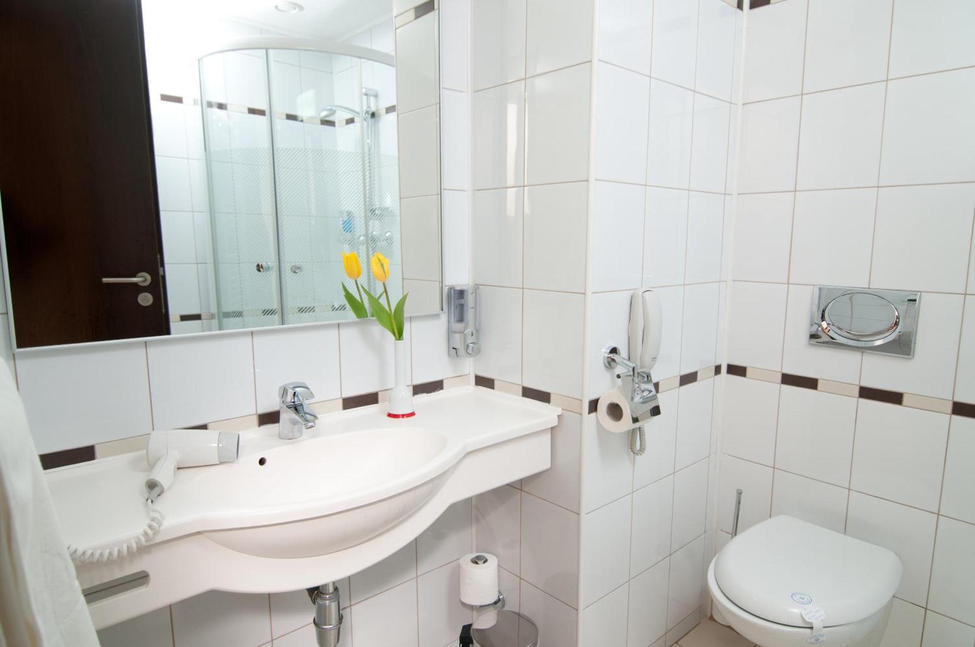Hotel Rapsodia City Center Botoşani Dış mekan fotoğraf