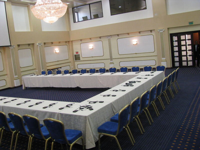 Hotel Rapsodia City Center Botoşani Dış mekan fotoğraf
