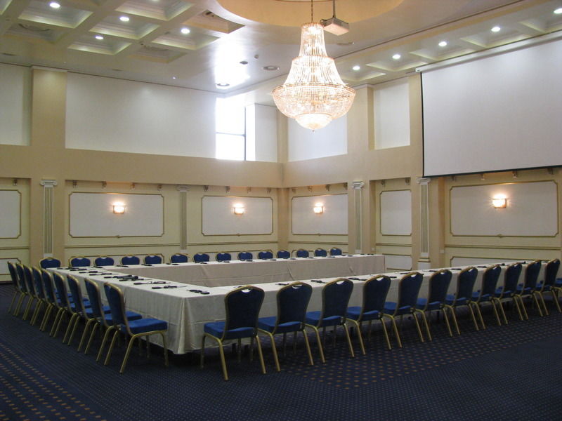 Hotel Rapsodia City Center Botoşani Dış mekan fotoğraf